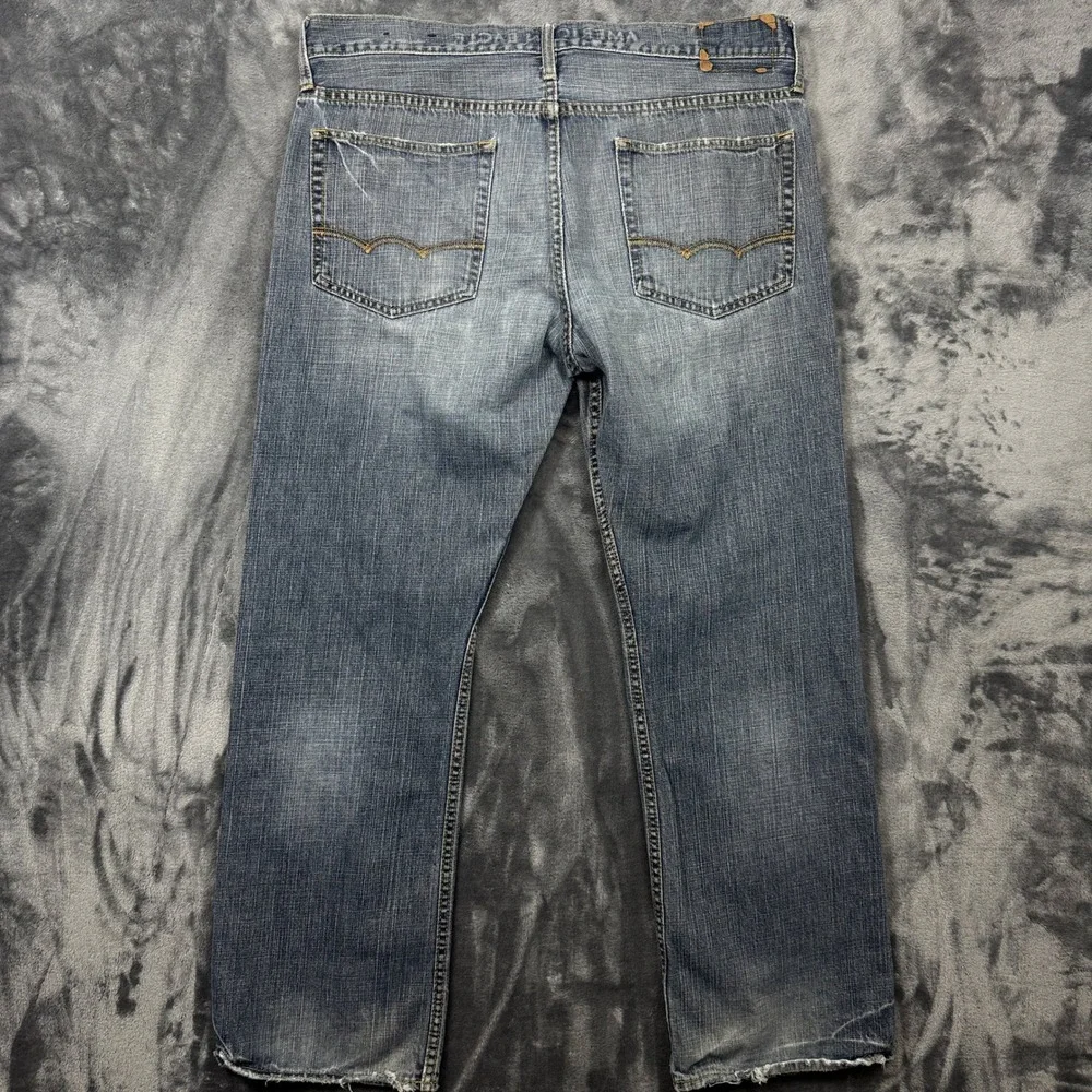 American Eagle Relaxed Jeans Mens 36x32 Blue Good Distressed Straight Leg Denim
